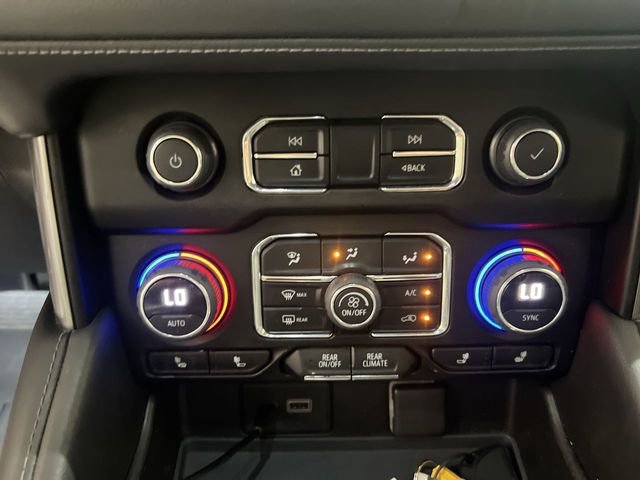 Used 2021 Chevrolet Tahoe Z71 image 17