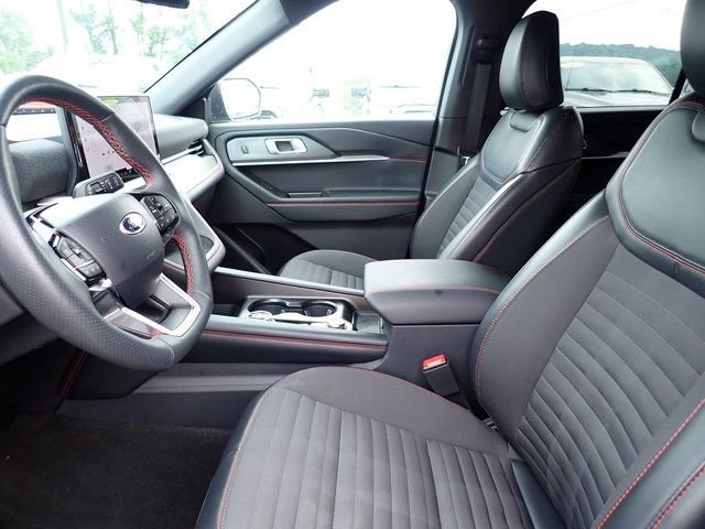Certified 2026 Ford Explorer ST-Line AWD/4WD image 11