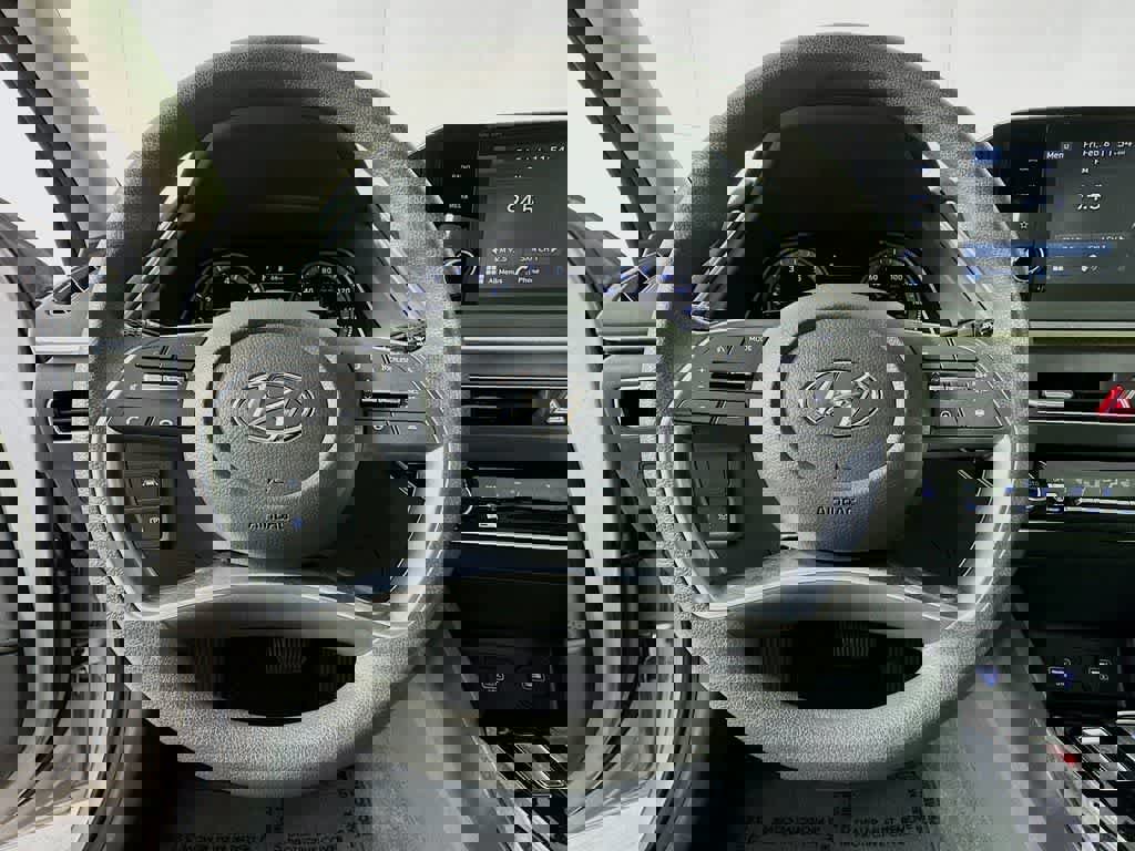 Used 2021 Hyundai Sonata SEL image 17