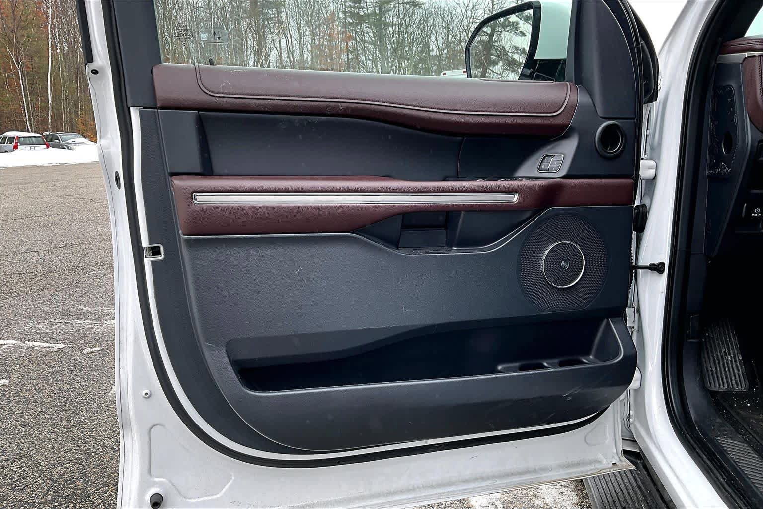 Certified 2024 Ford Expedition Limited AWD/4WD image 22