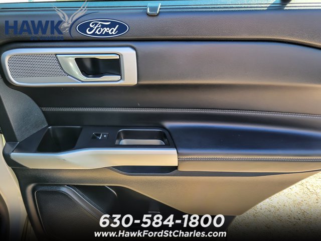 Certified 2022 Ford Explorer Limited w/ Equipment Group 301A AWD/4WD image 24