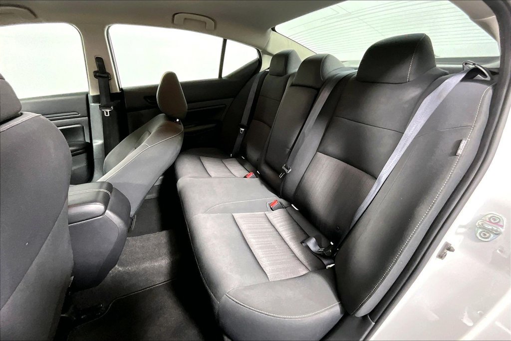 Used 2024 Nissan Altima 2.5 S FWD image 26