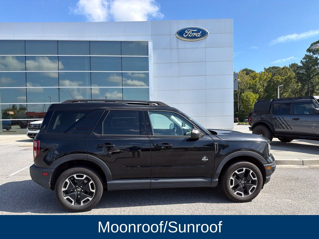 Certified 2023 Ford Bronco Sport Outer Banks w/ Tech Package AWD/4WD image 2