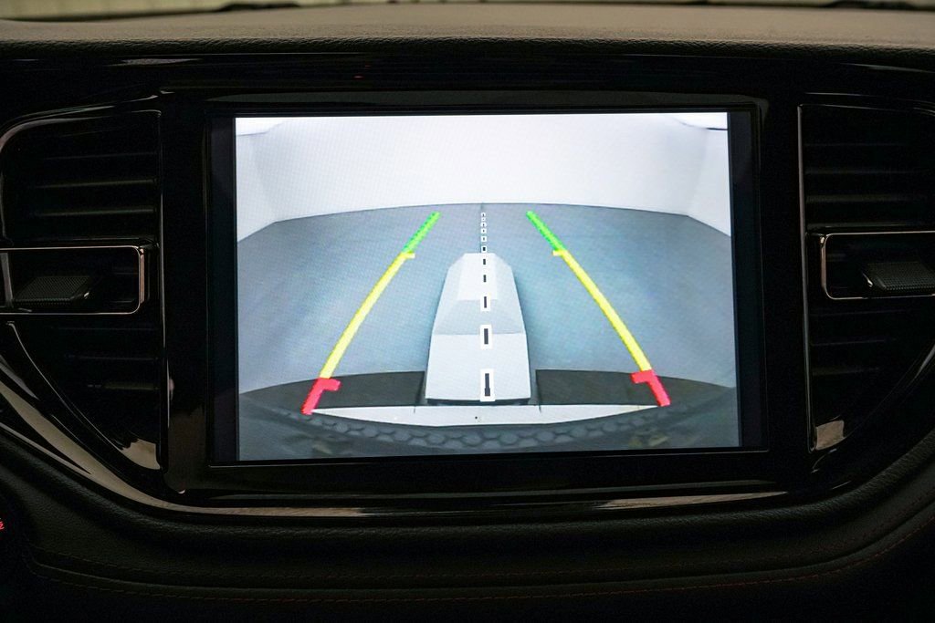 Used 2024 Dodge Durango GT image 17