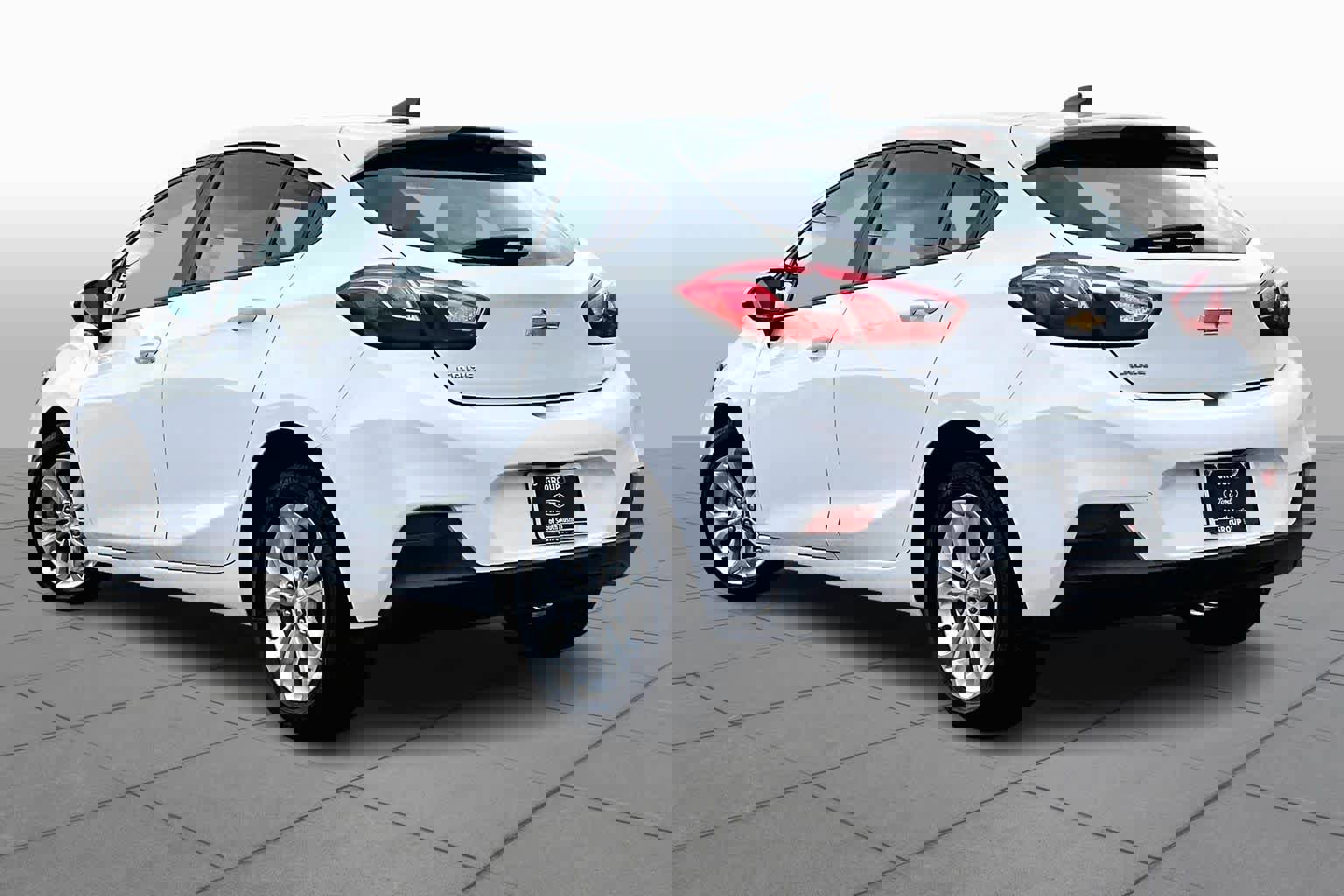 Used 2019 Chevrolet Cruze LS w/ LS Convenience Package image 12