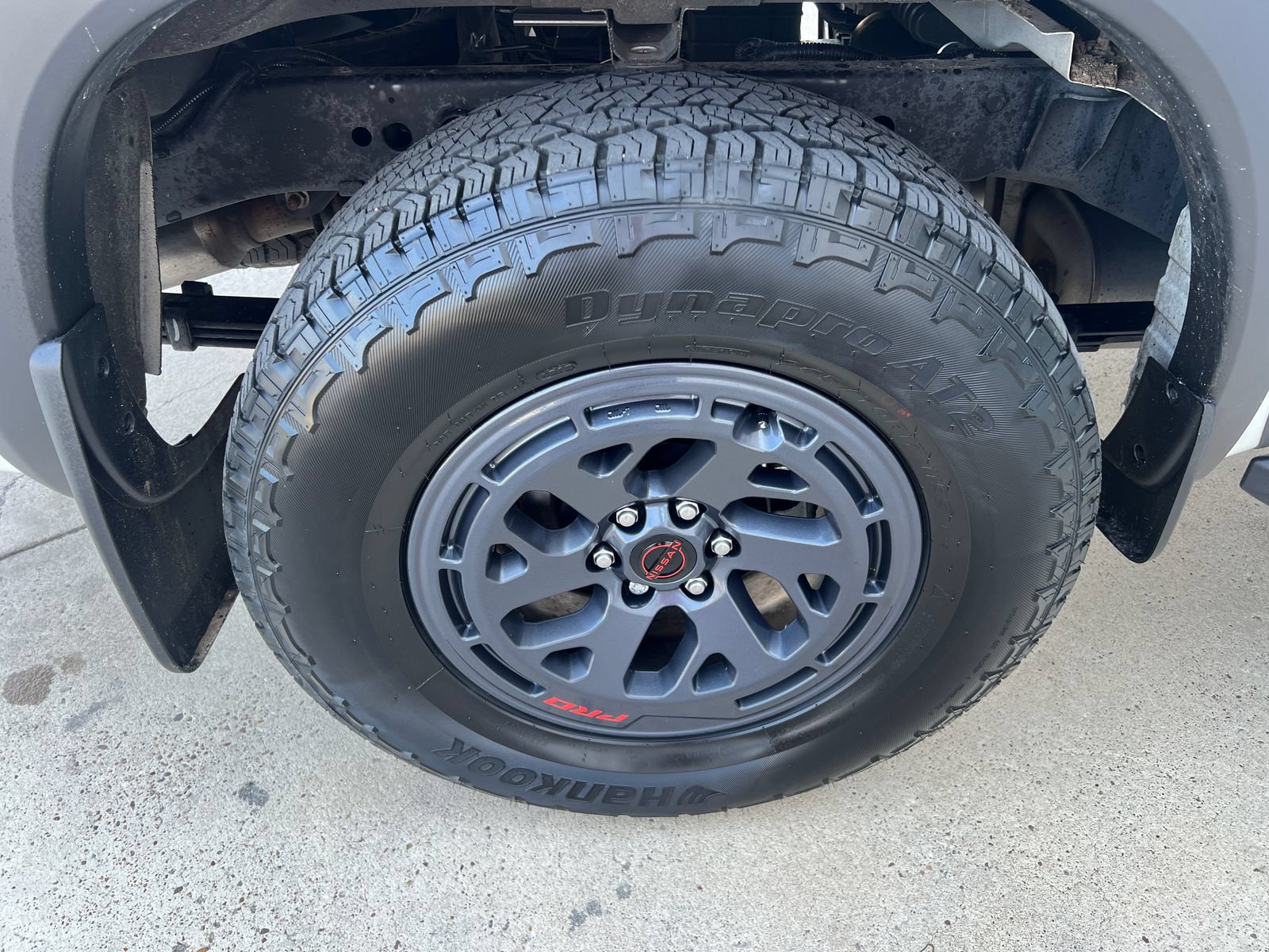 Used 2025 Nissan Frontier PRO-4X AWD/4WD image 18