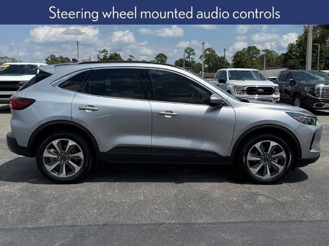 Certified 2023 Ford Escape Platinum AWD/4WD image 6
