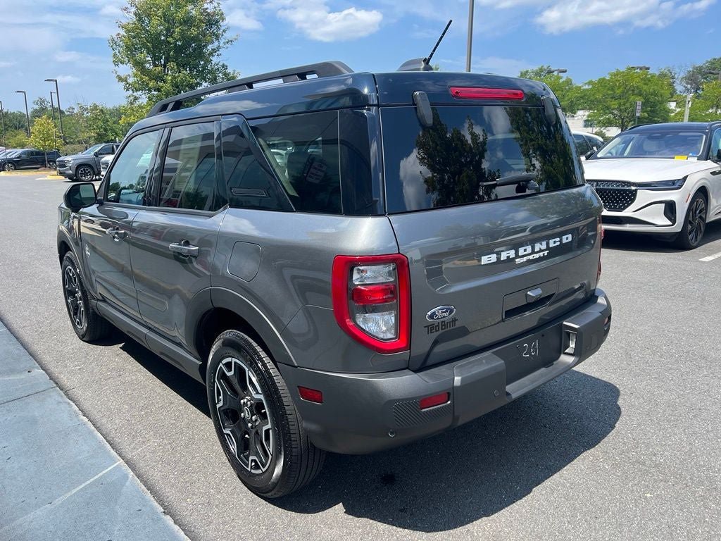 Certified 2025 Ford Bronco Sport Outer Banks w/ Outer Banks Tech Package+ AWD/4WD image 7