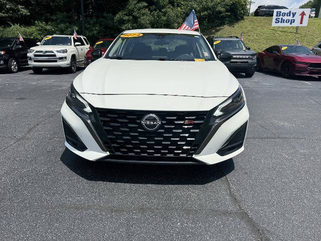 Used 2024 Nissan Altima 2.5 SR FWD image 17