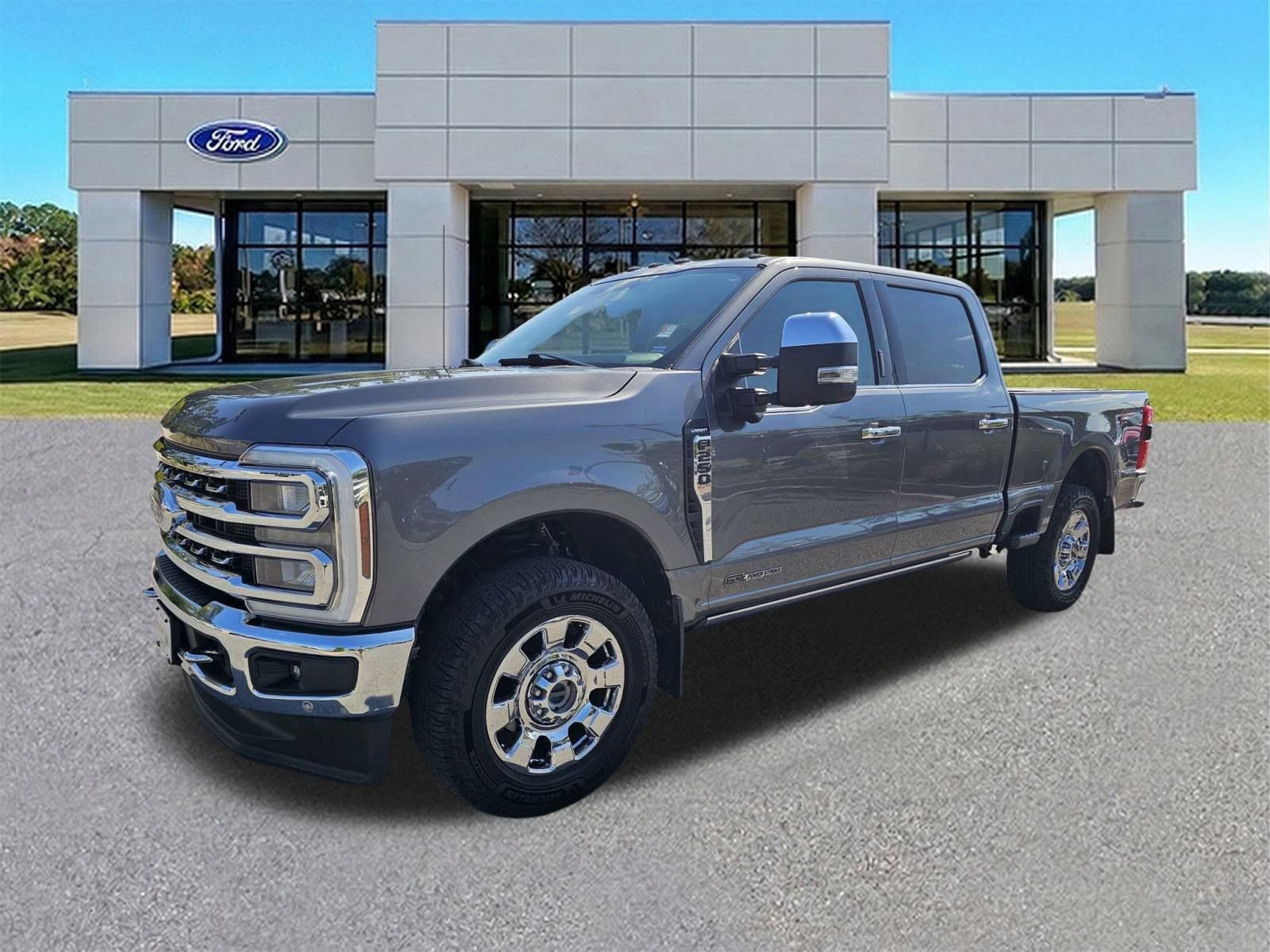 Certified 2024 Ford F250 Lariat w/ Lariat Ultimate Package AWD/4WD image 4