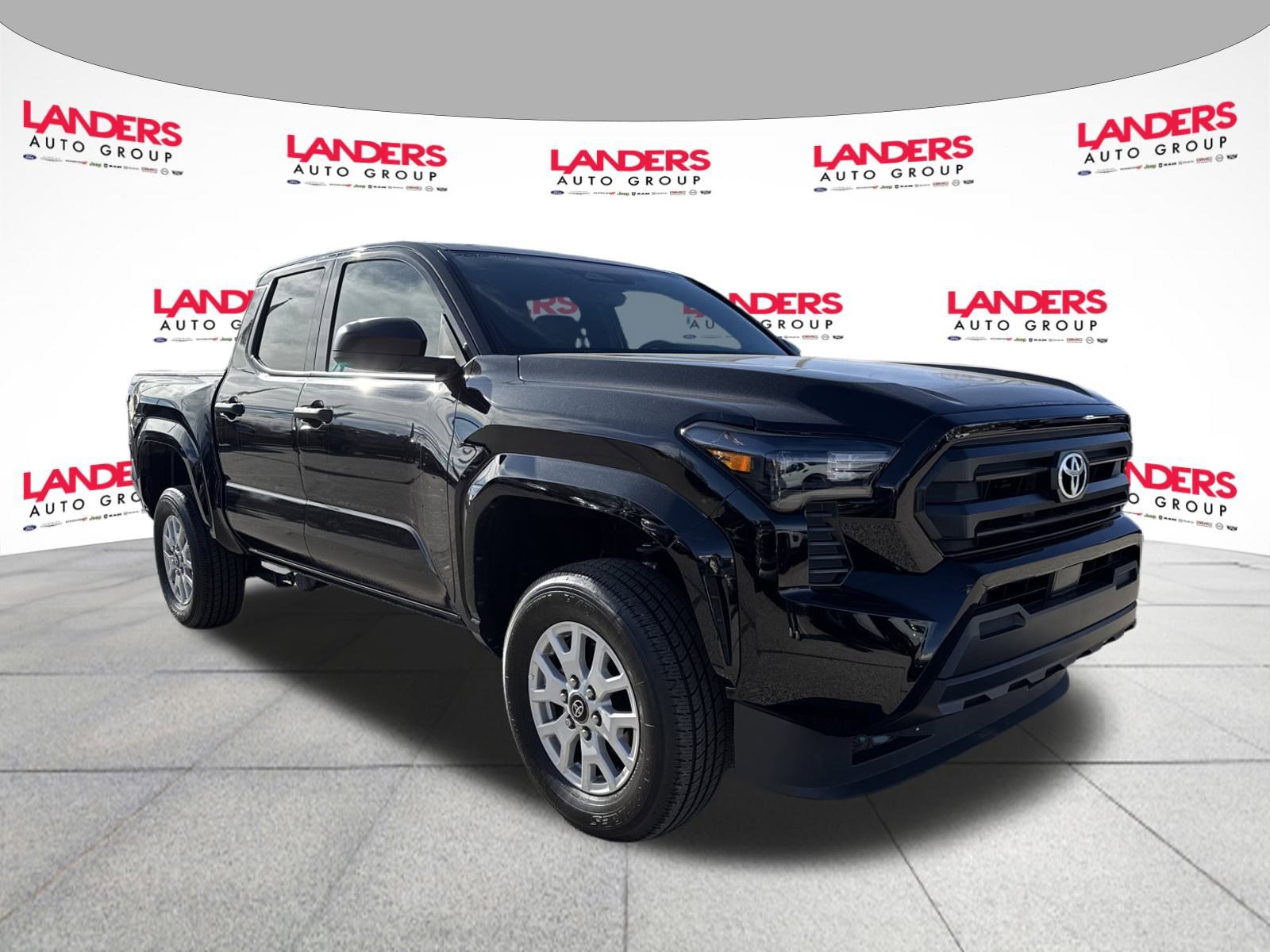 Used 2025 Toyota Tacoma SR image 1