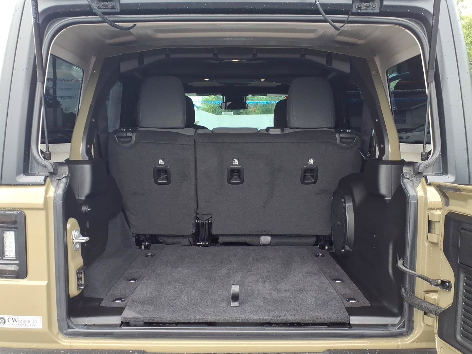 Used 2025 Jeep Wrangler Unlimited Sport AWD/4WD image 7