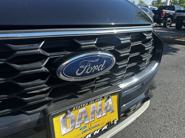 Certified 2024 Ford Escape ST-Line w/ Tech Pack #1 AWD/4WD image 10
