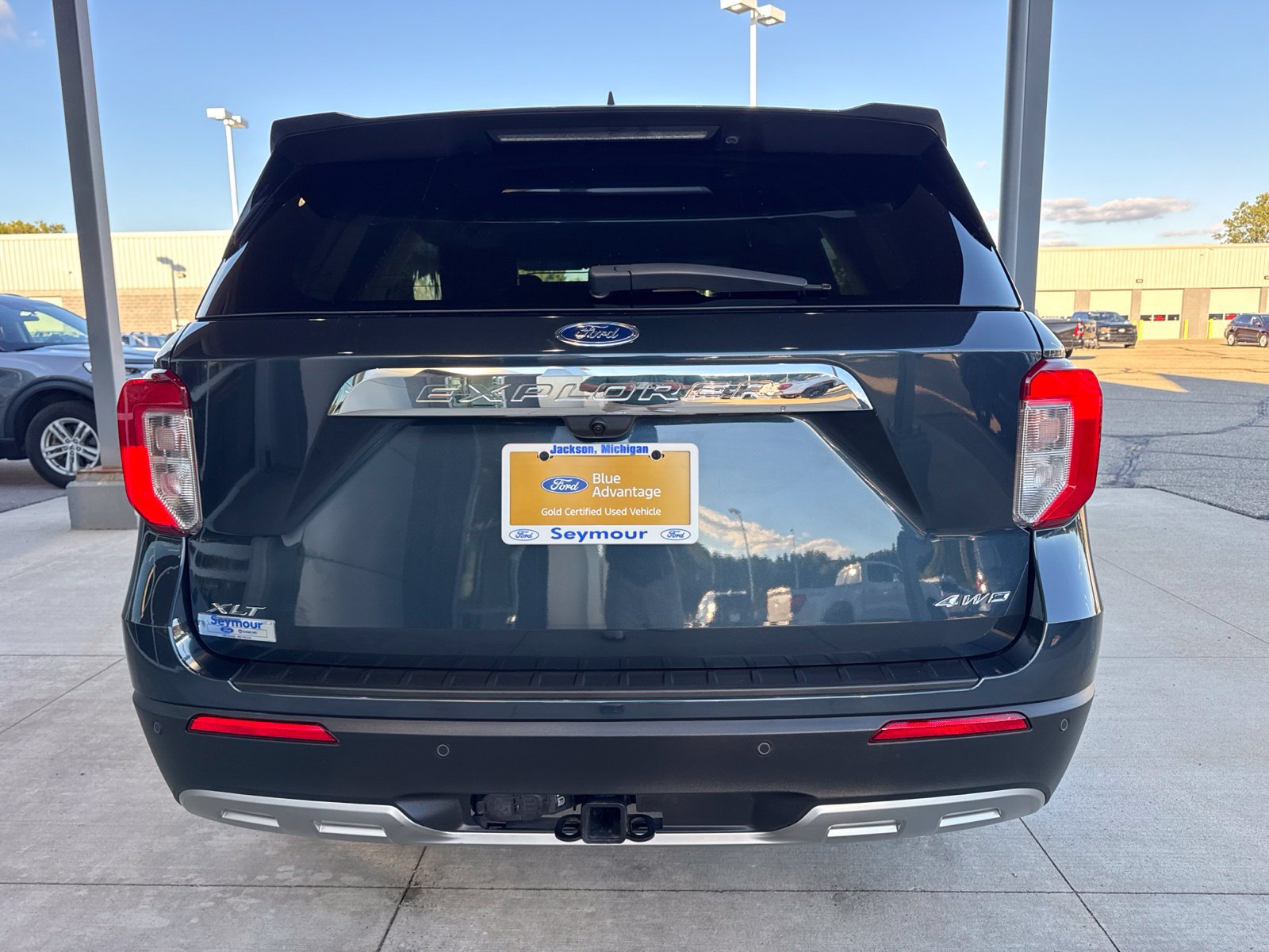 Certified 2024 Ford Explorer XLT w/ Equipment Group 202A AWD/4WD image 6