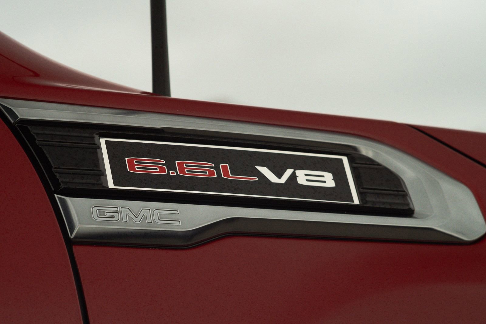Used 2022 GMC Sierra 2500 AT4 w/ AT4 Premium Plus Package AWD/4WD image 5