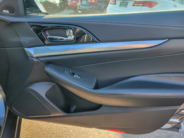 Used 2023 Nissan Maxima SL image 23