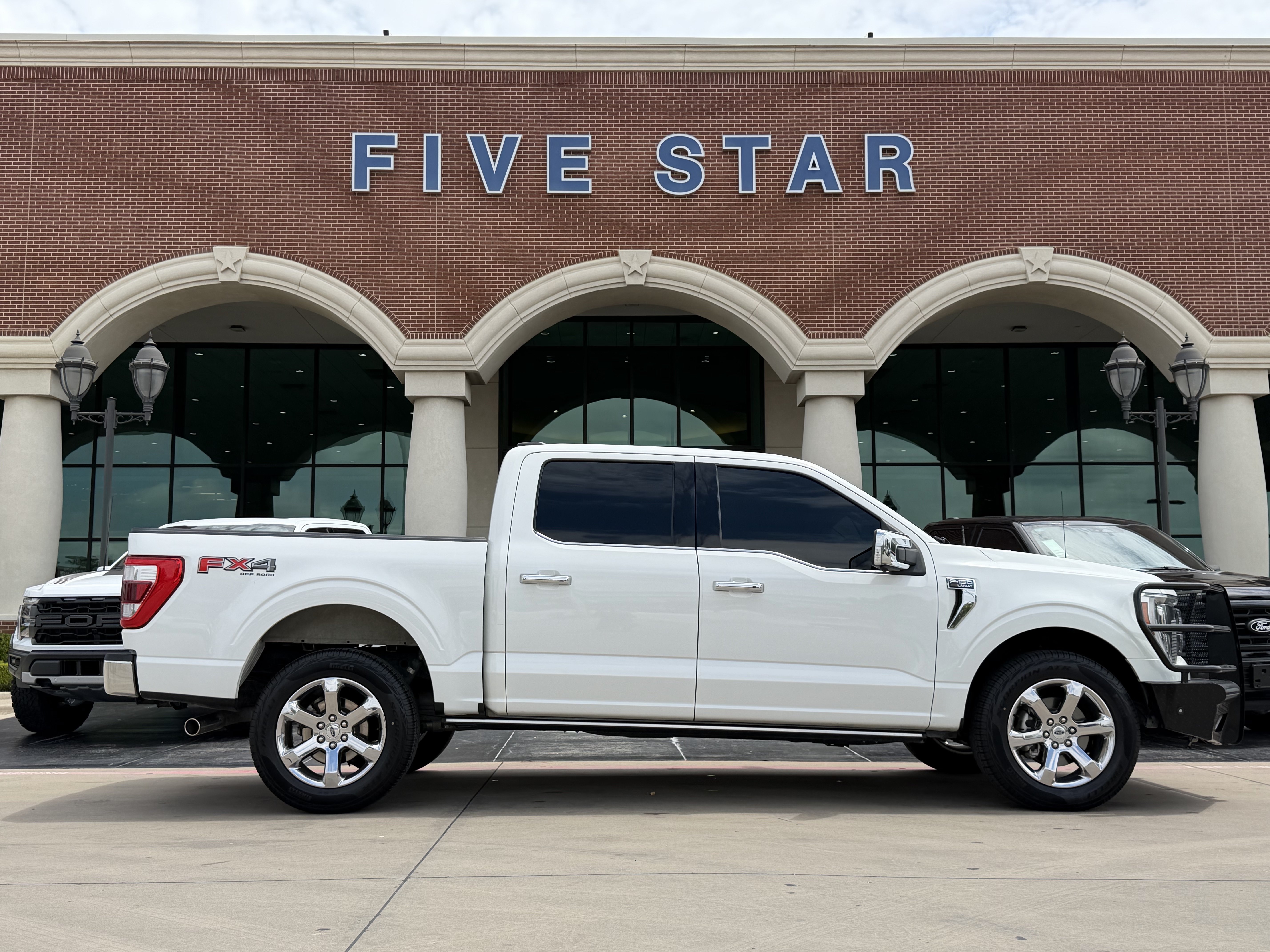 Certified 2022 Ford F150 Lariat w/ Equipment Group 502A High AWD/4WD image 3