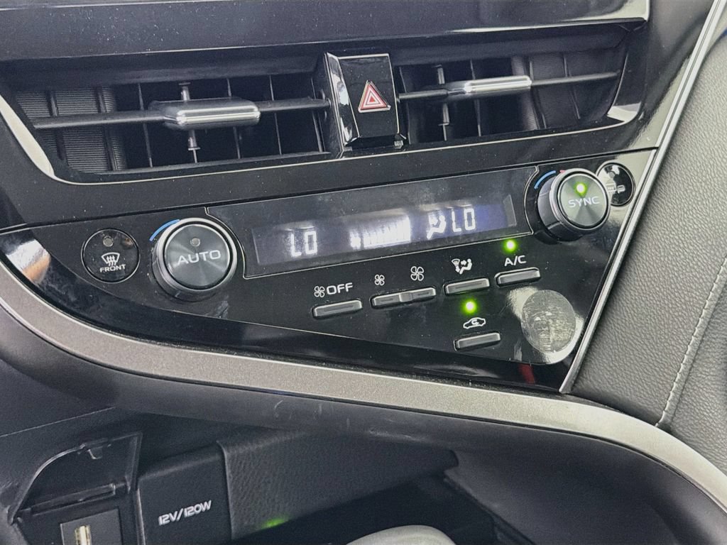 Used 2024 Toyota Camry XSE FWD image 19