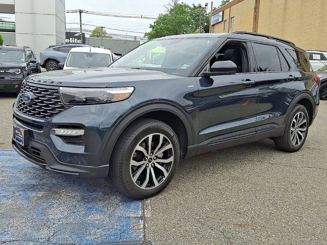 Certified 2023 Ford Explorer ST-Line w/ Class IV Trailer Tow Package AWD/4WD image 4