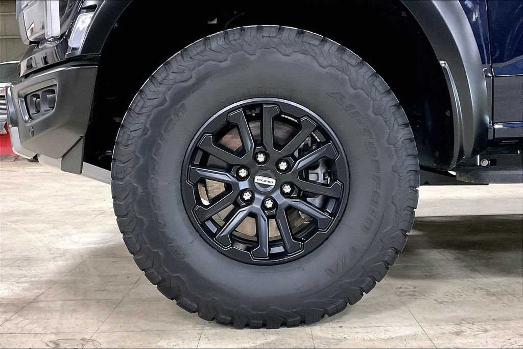 Certified 2025 Ford F150 Raptor AWD/4WD image 9
