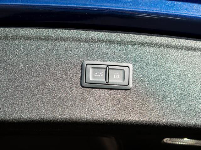 Used 2023 Audi Q5 2.0T Premium Plus w/ Premium Plus Package image 11