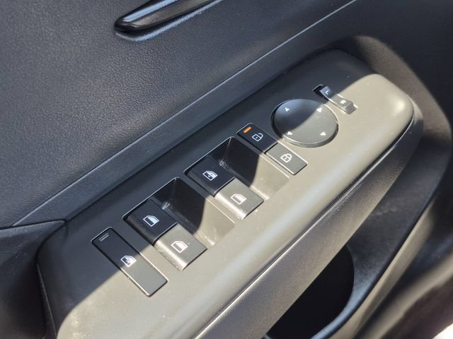 Used 2025 Hyundai Kona SEL FWD image 10