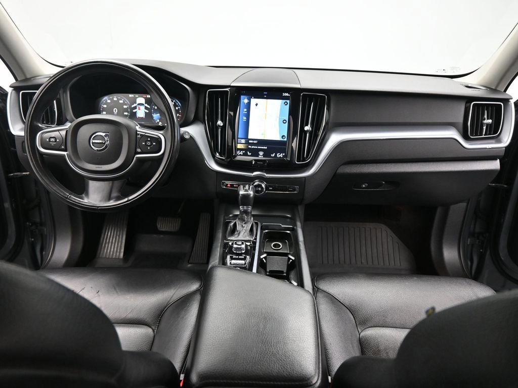 Used 2020 Volvo XC60 T5 Momentum w/ Protection Package Premier image 53