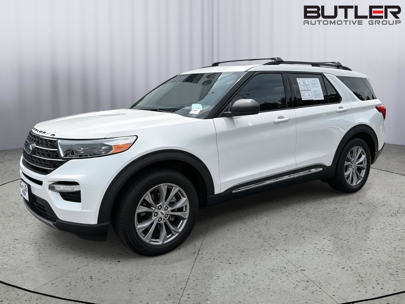 Certified 2022 Ford Explorer XLT w/ Equipment Group 202A