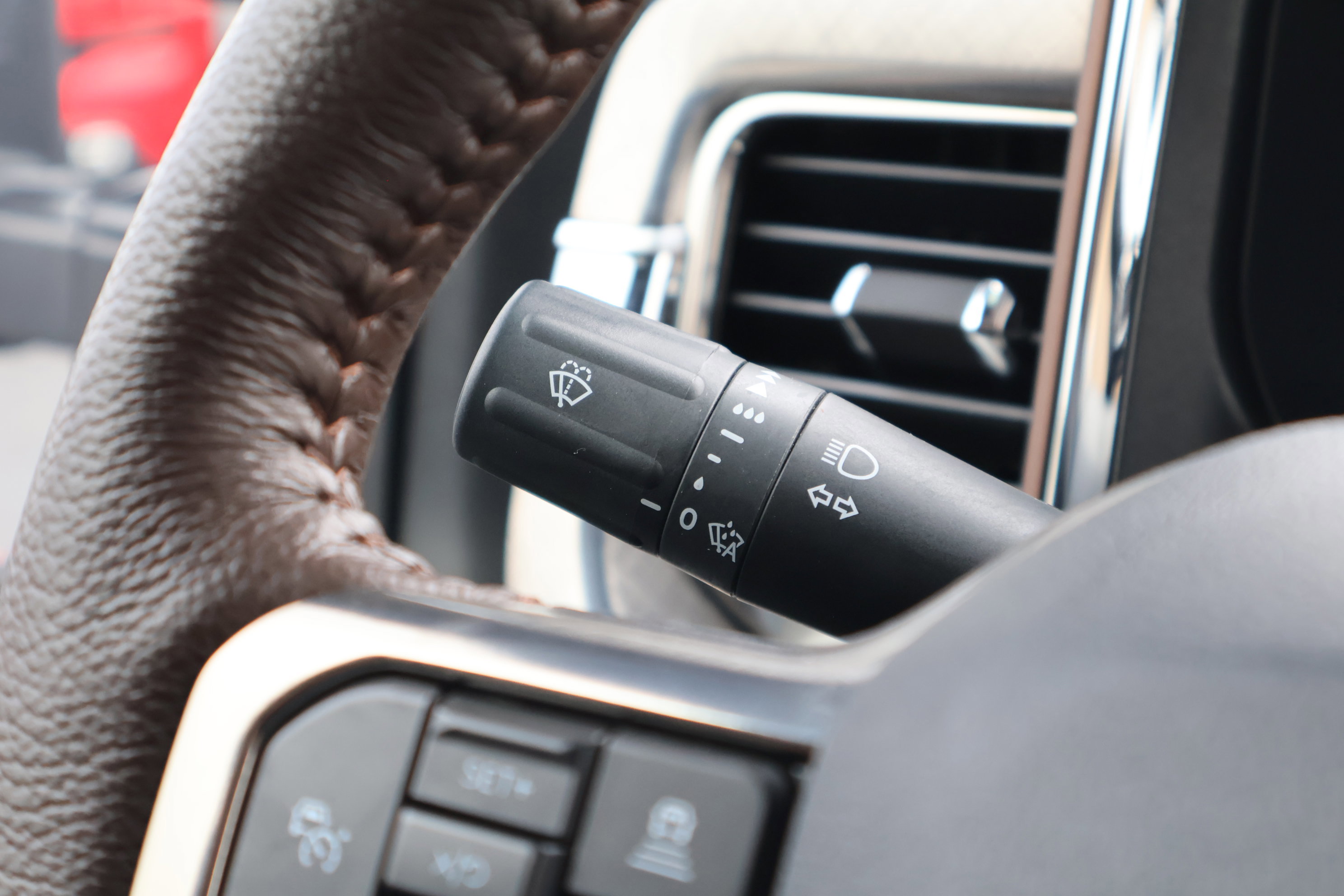 Certified 2025 Ford F250 King Ranch w/ Chrome Package image 19