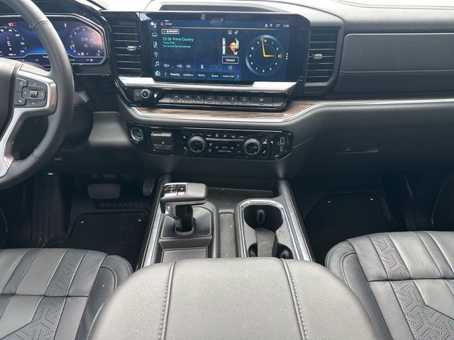 Used 2024 Chevrolet Silverado 1500 RST w/ All Star Edition Plus AWD/4WD image 17