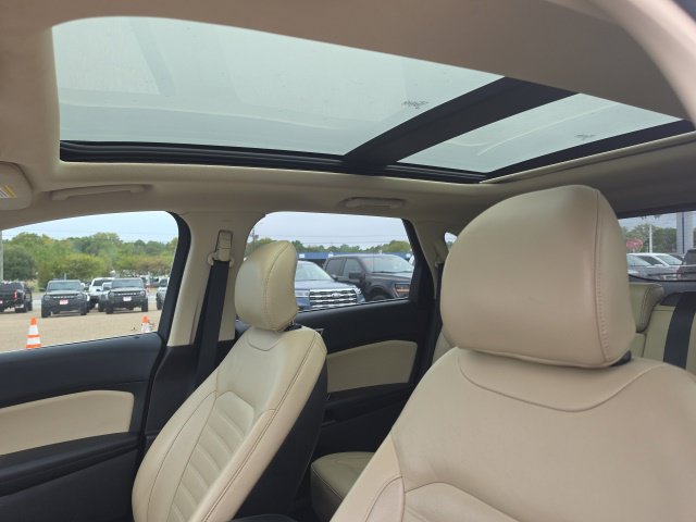 Certified 2017 Ford Edge SEL w/ Equipment Group 201A FWD image 7