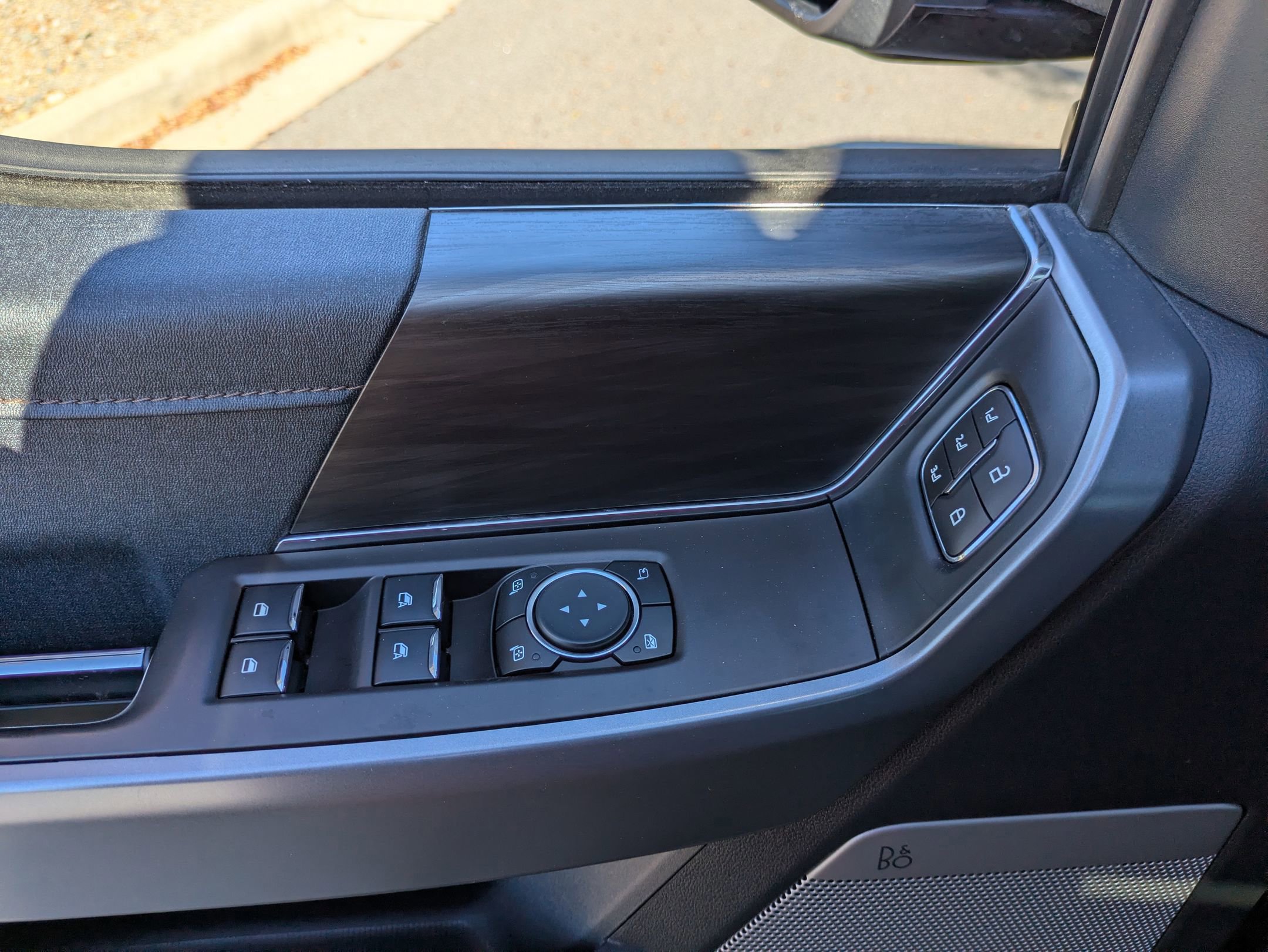 Certified 2024 Ford F150 Lightning Lariat image 20