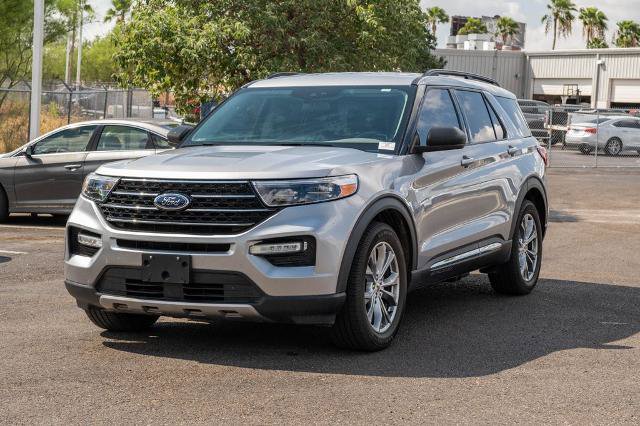 Certified 2020 Ford Explorer XLT w/ Equipment Group 202A RWD image 3