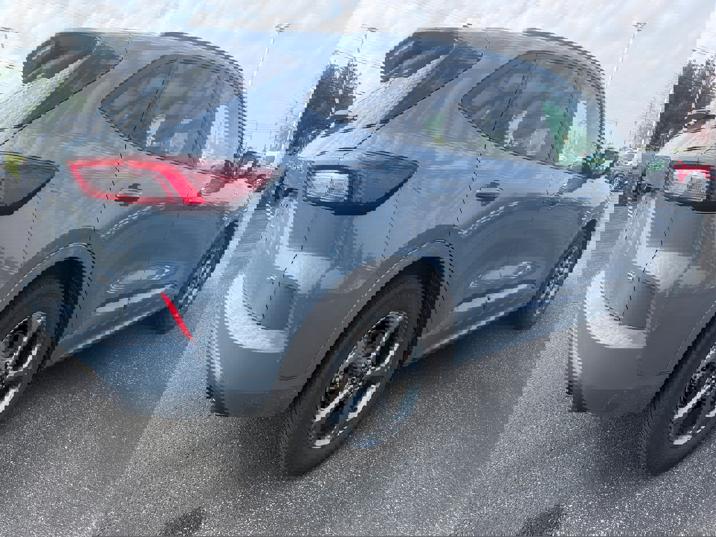 Certified 2024 Ford Escape ST-Line w/ Equipment Group 301A image 5