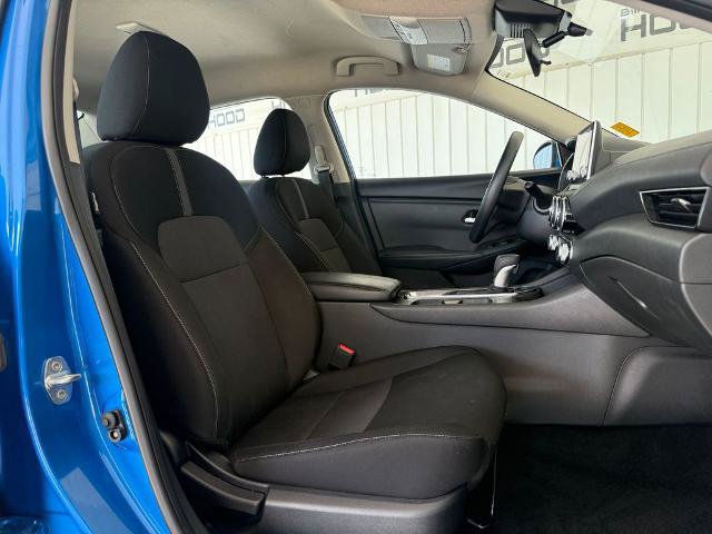 Used 2025 Nissan Sentra SV FWD image 7