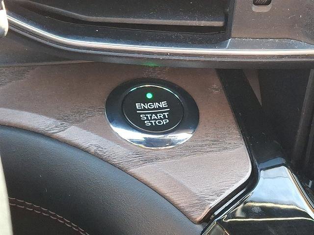 Certified 2021 Ford Explorer Platinum w/ Equipment Group 601A image 25