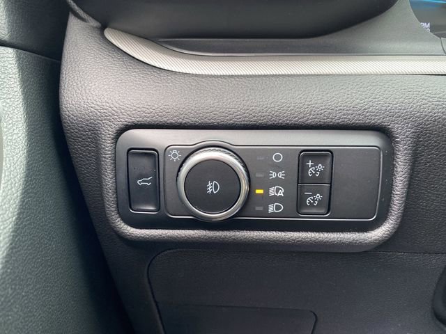 Certified 2023 Ford Explorer XLT w/ Equipment Group 202A image 24