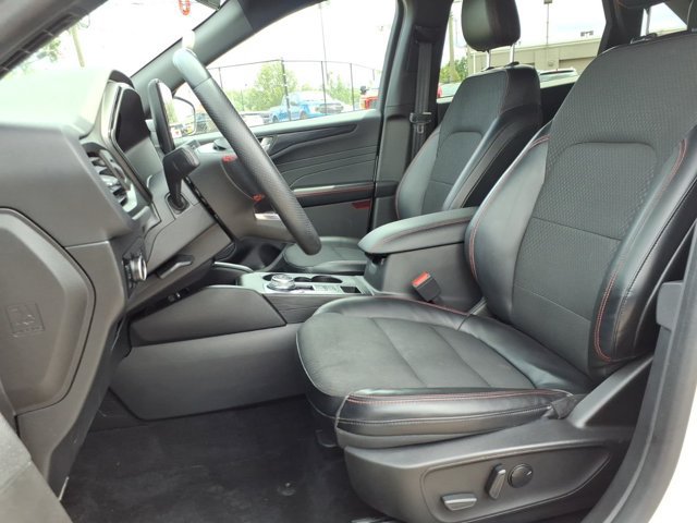 Certified 2023 Ford Escape ST-Line Select w/ Tech Pack #1 AWD/4WD image 3