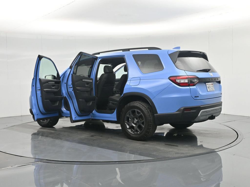 Used 2024 Honda Pilot TrailSport image 57