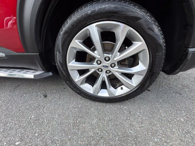 Certified 2021 Ford Explorer Platinum w/ Equipment Group 601A AWD/4WD image 11