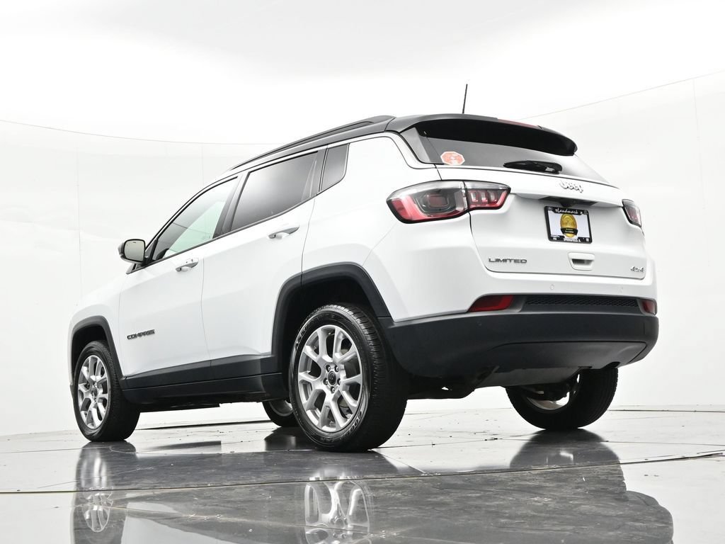 Used 2025 Jeep Compass Limited AWD/4WD image 21
