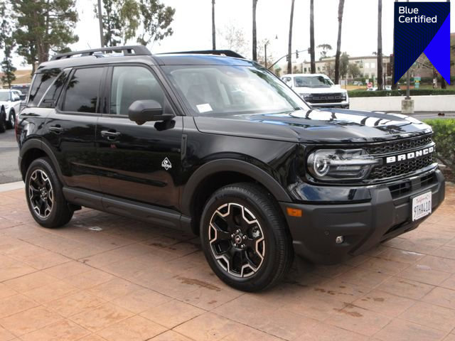 Certified 2025 Ford Bronco Sport Outer Banks w/ Outer Banks Tech Package+ image 1