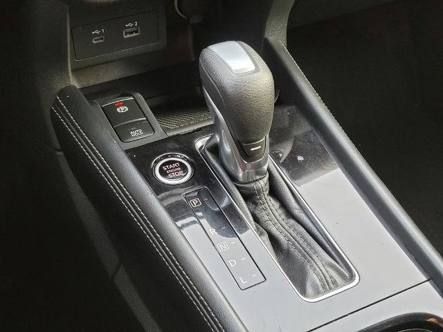 Used 2023 Nissan Kicks SR w/ Exterior Package image 21