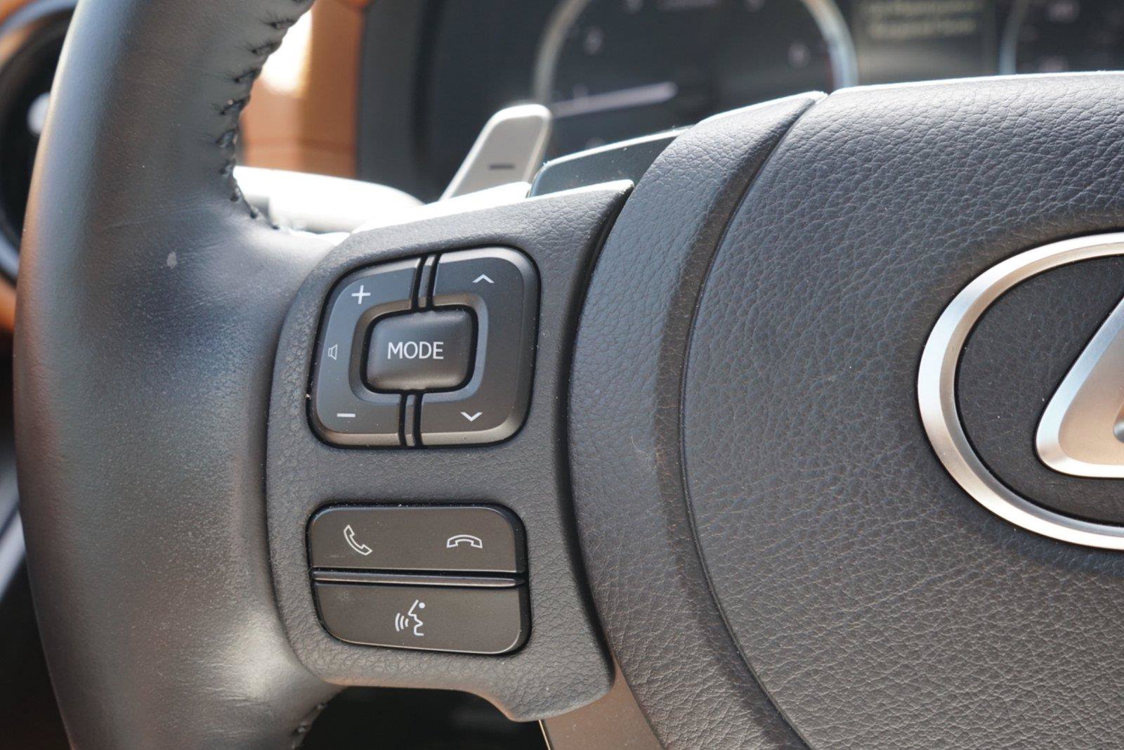 Used 2025 Lexus IS 300 w/ Premium Package RWD image 17