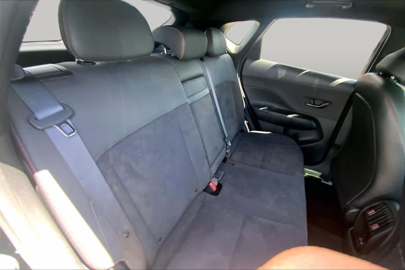 Used 2025 Kia Sportage LX FWD image 20