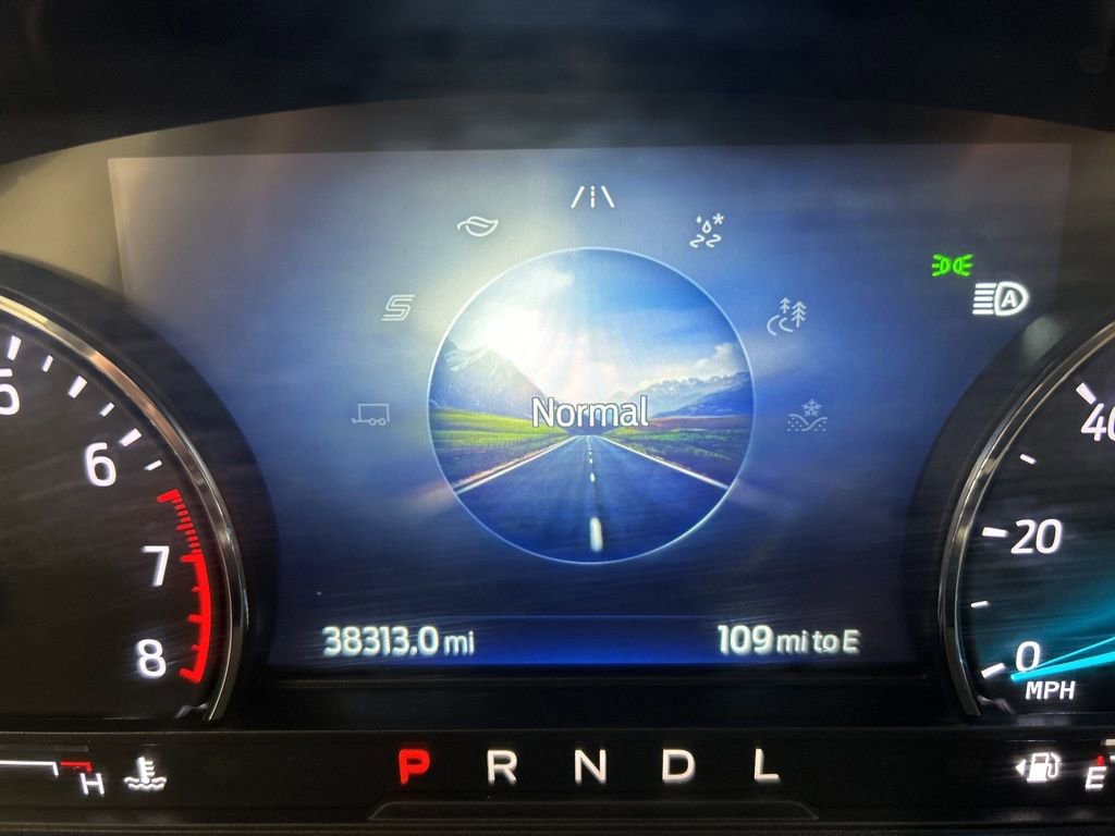 Certified 2022 Ford Explorer XLT w/ Equipment Group 202A image 26