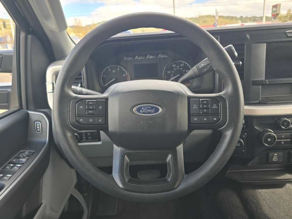 Certified 2025 Ford F350 XLT AWD/4WD image 12