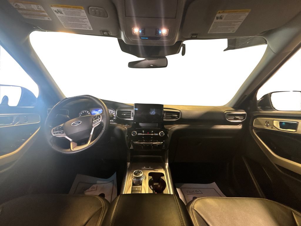Certified 2022 Ford Explorer Limited RWD image 22
