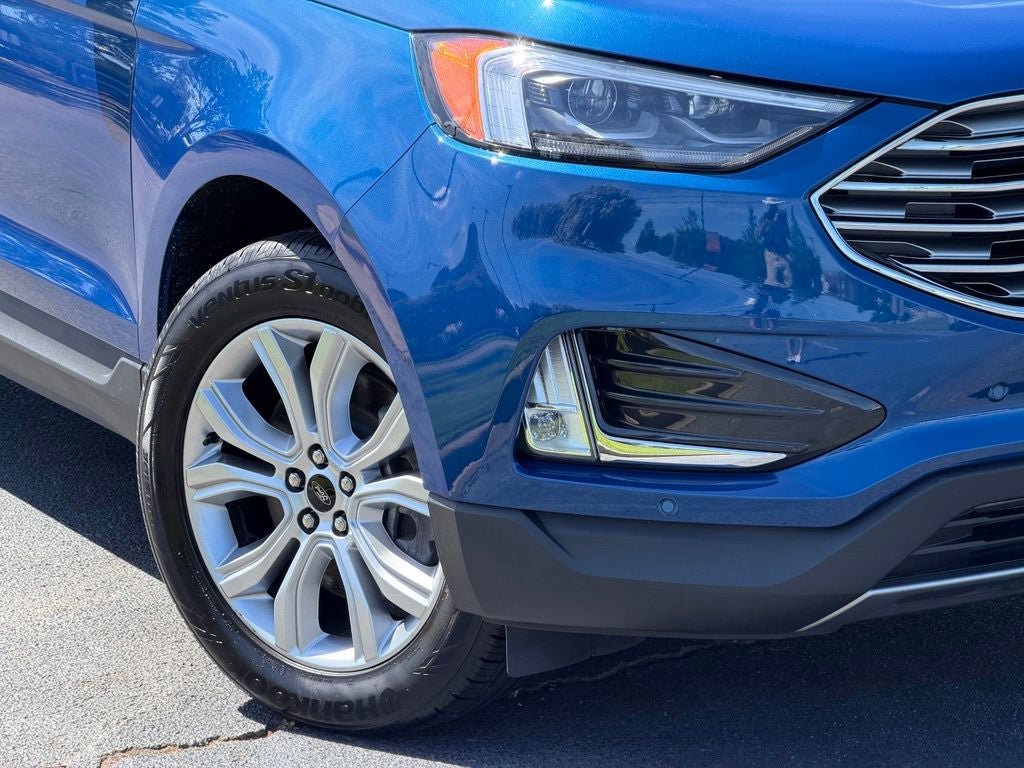 Certified 2023 Ford Edge Titanium w/ Equipment Group 301A AWD/4WD image 5