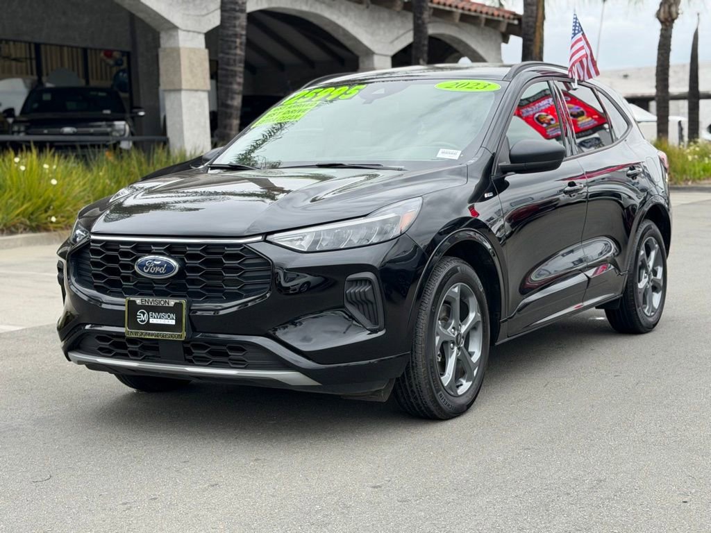 Certified 2023 Ford Escape ST-Line AWD/4WD image 6